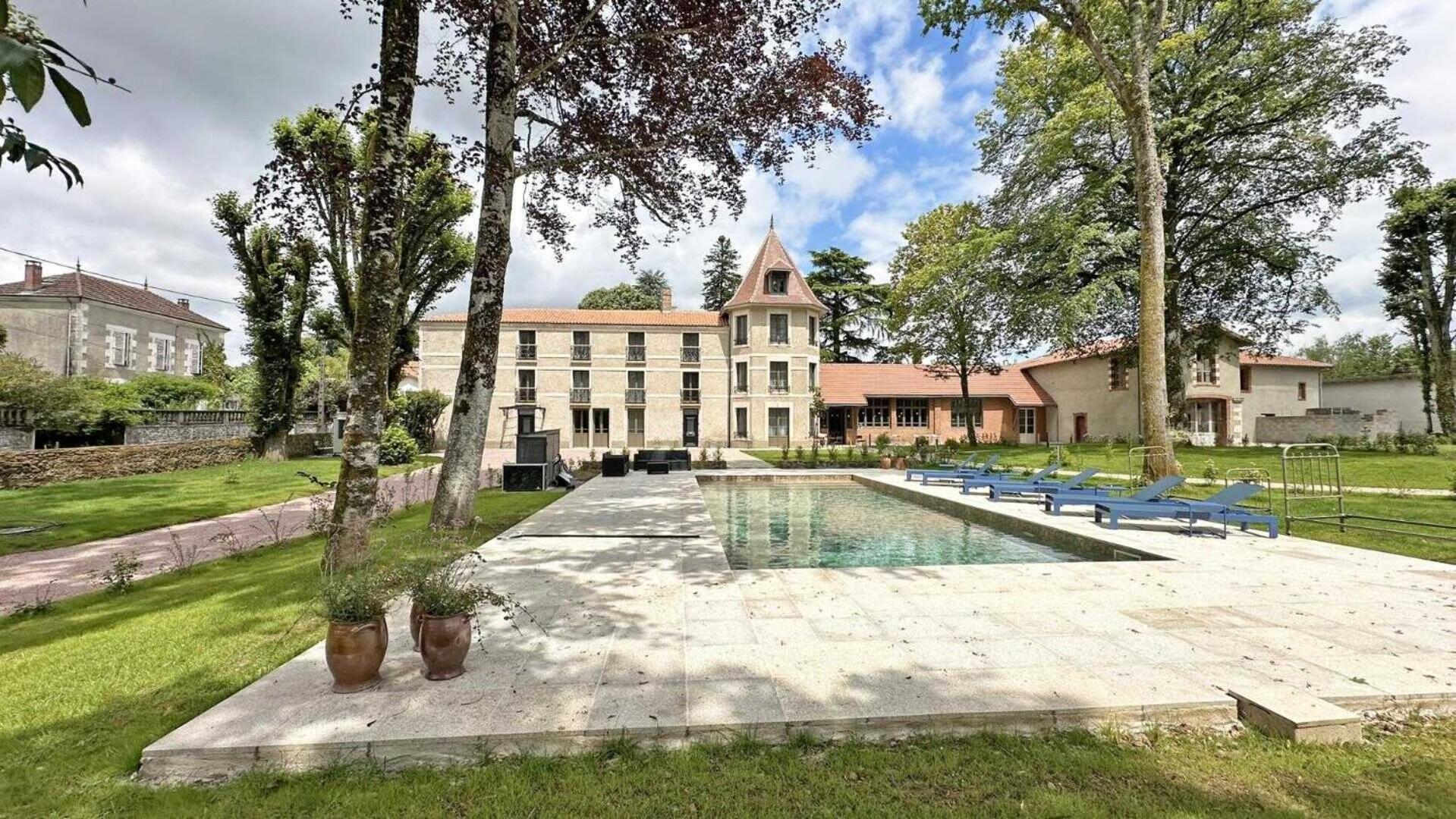 Le Manoir Des Perrieres Bed & Breakfast Rochechouart Luaran gambar