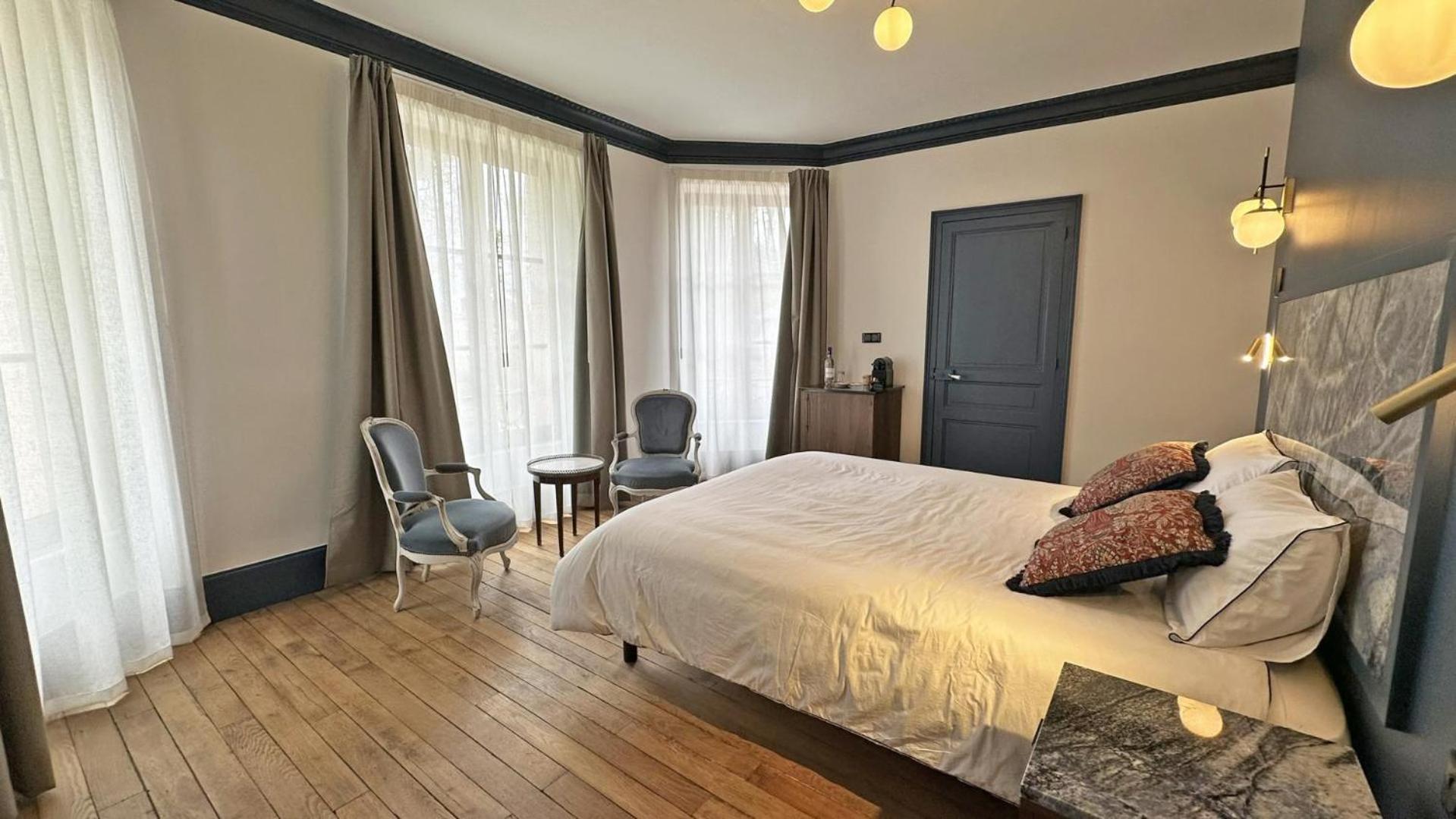 Le Manoir Des Perrieres Bed & Breakfast Rochechouart Luaran gambar