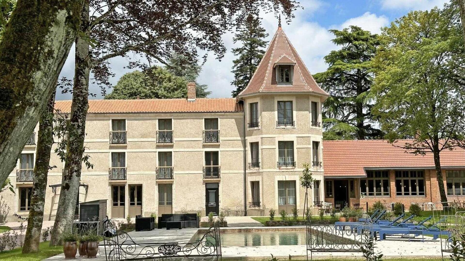 Le Manoir Des Perrieres Bed & Breakfast Rochechouart Luaran gambar